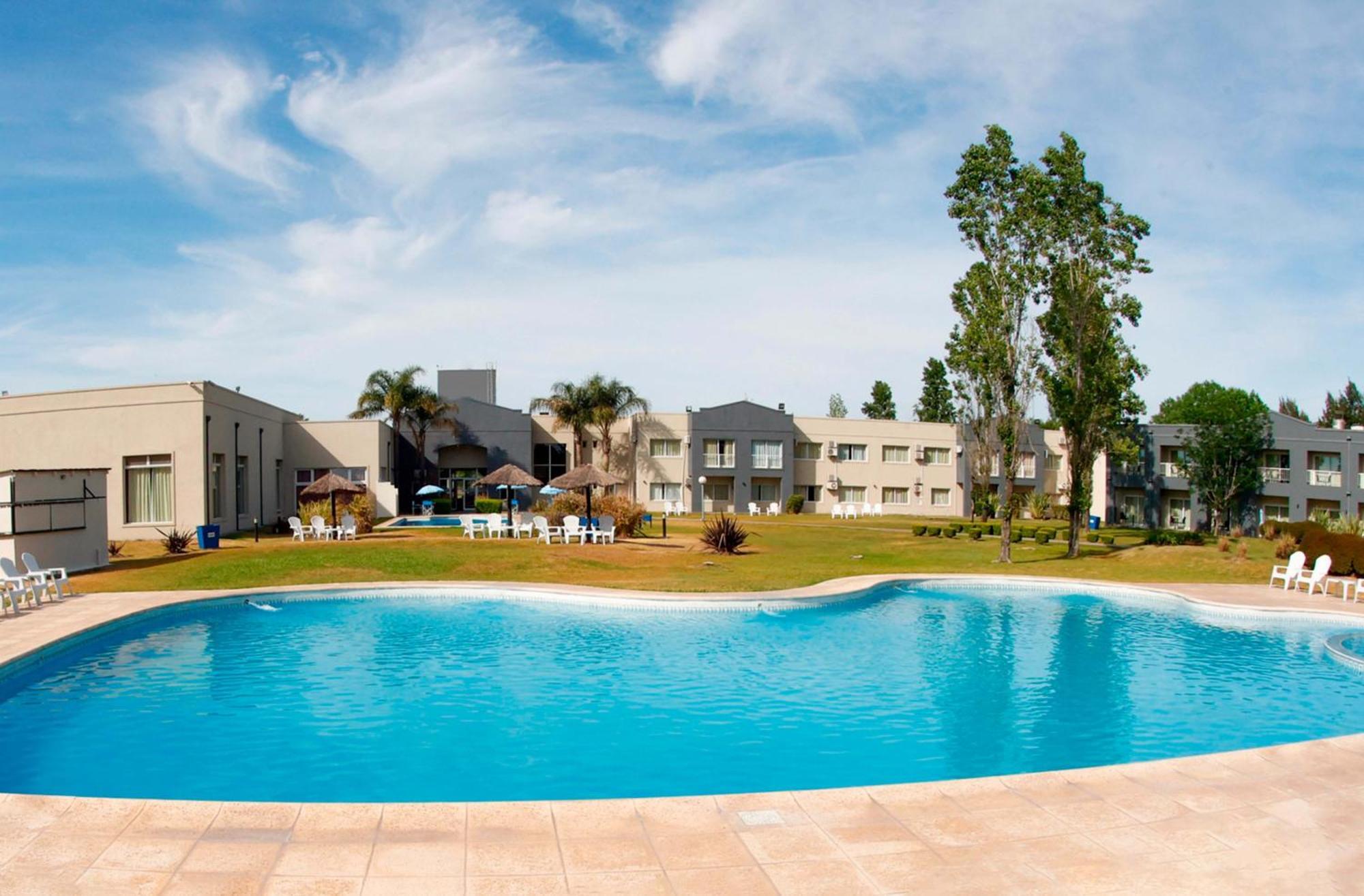 Hotel Wyndham Garden Campana Zewnętrze zdjęcie