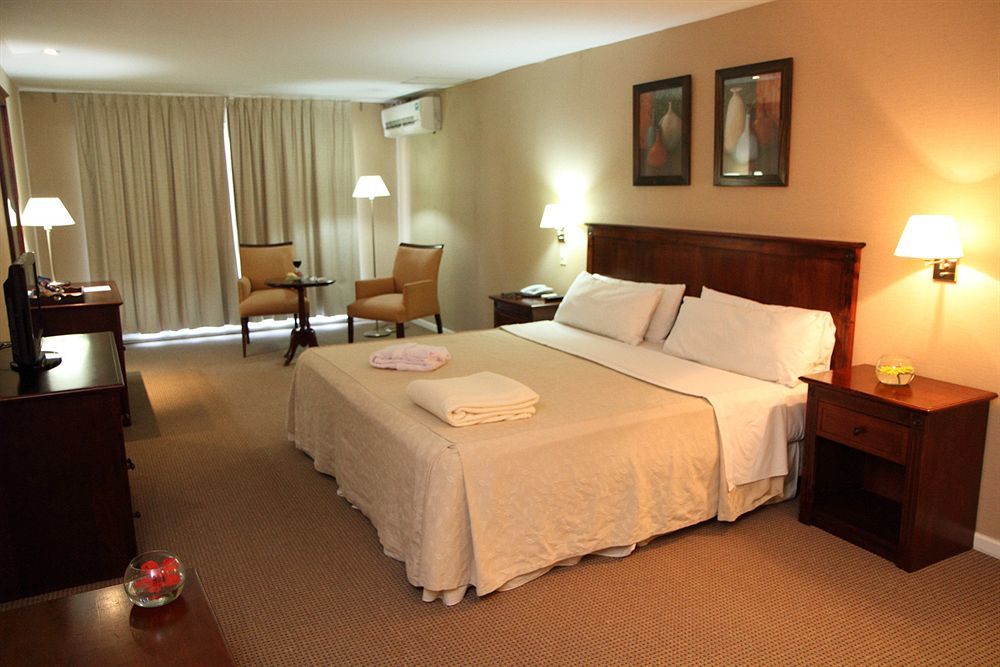 Hotel Wyndham Garden Campana Zewnętrze zdjęcie