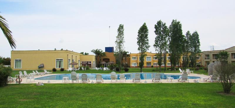 Hotel Wyndham Garden Campana Zewnętrze zdjęcie