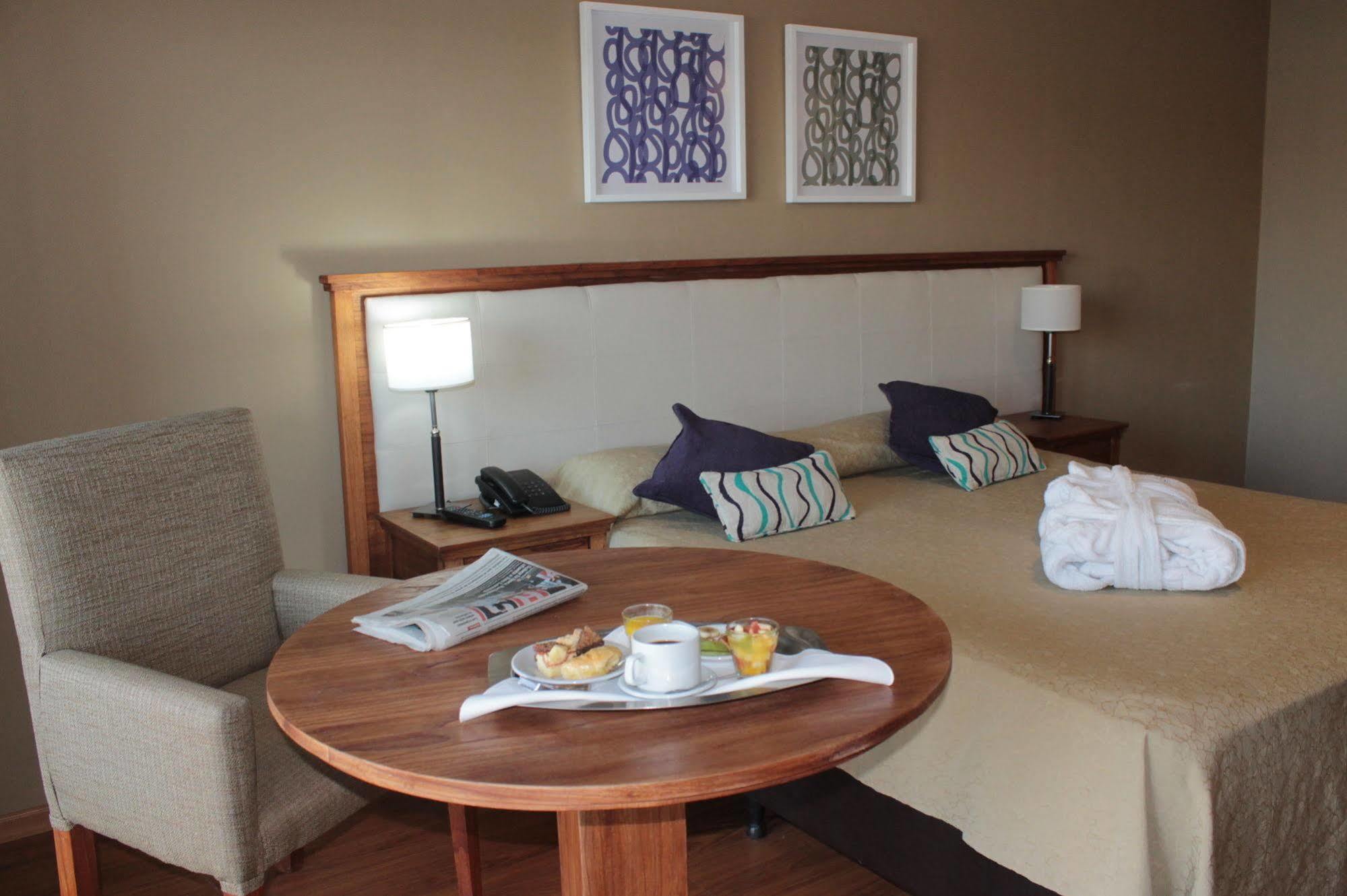 Hotel Wyndham Garden Campana Zewnętrze zdjęcie